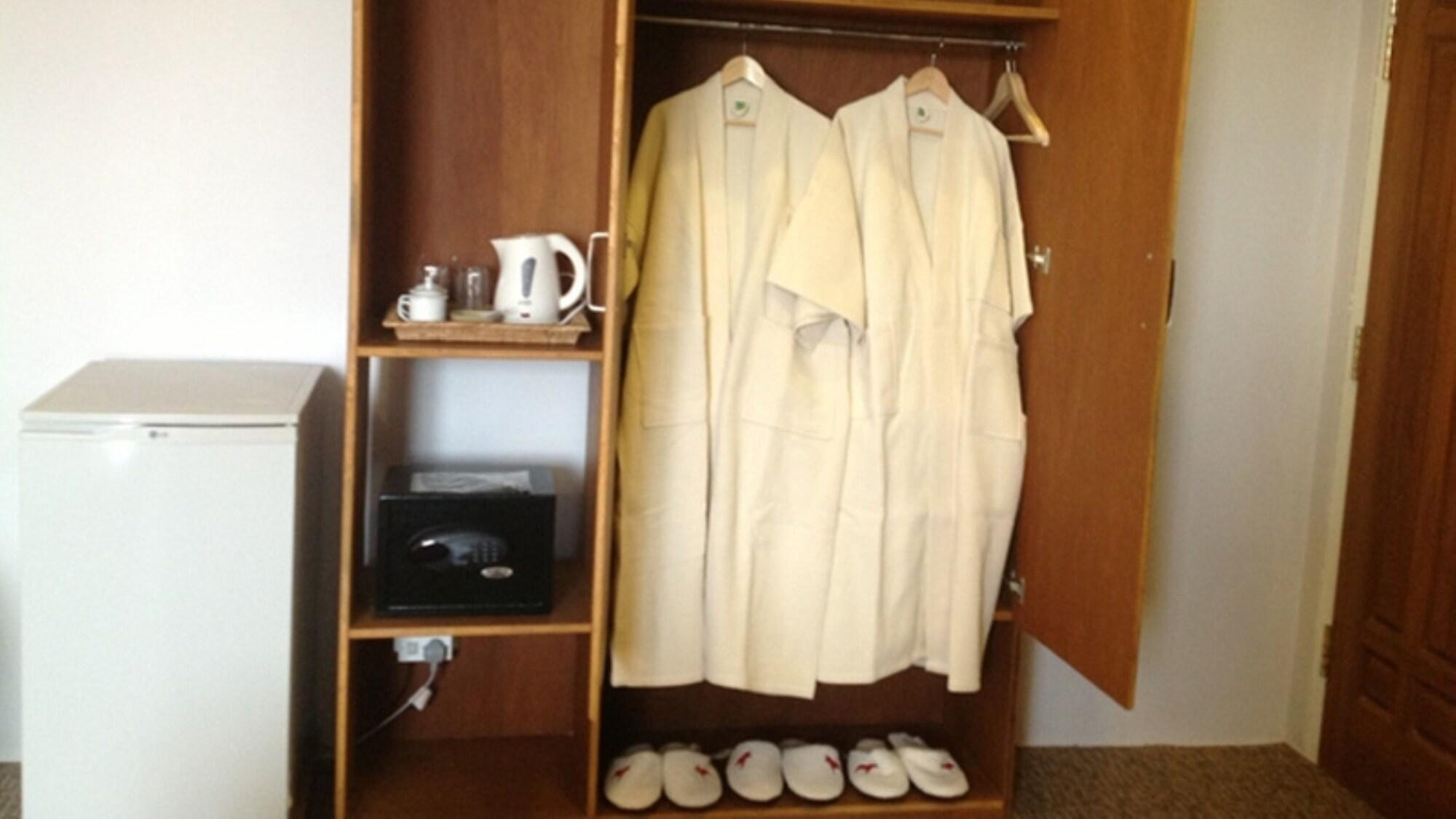 Holiday Hotel Янгон Екстер'єр фото